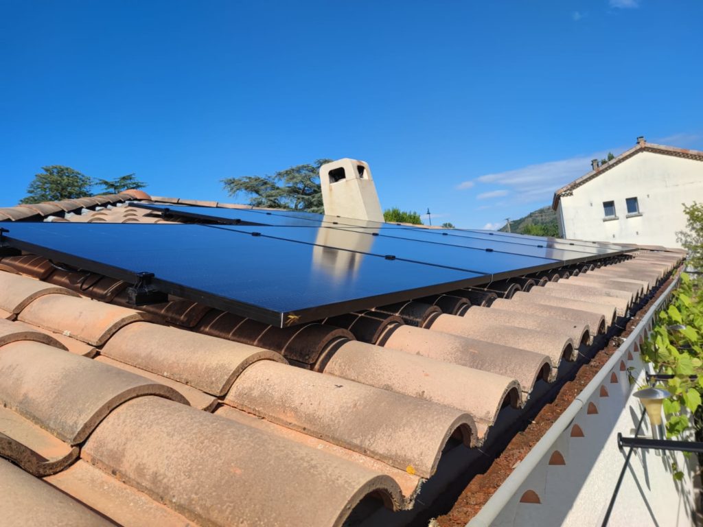 Installation de panneaux photovoltaïques