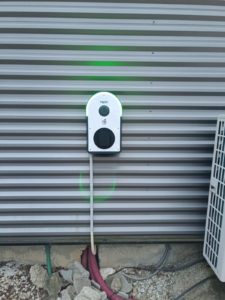 borne de recharge IRVE Schneider