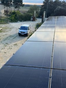 installation de 18 panneaux solaires