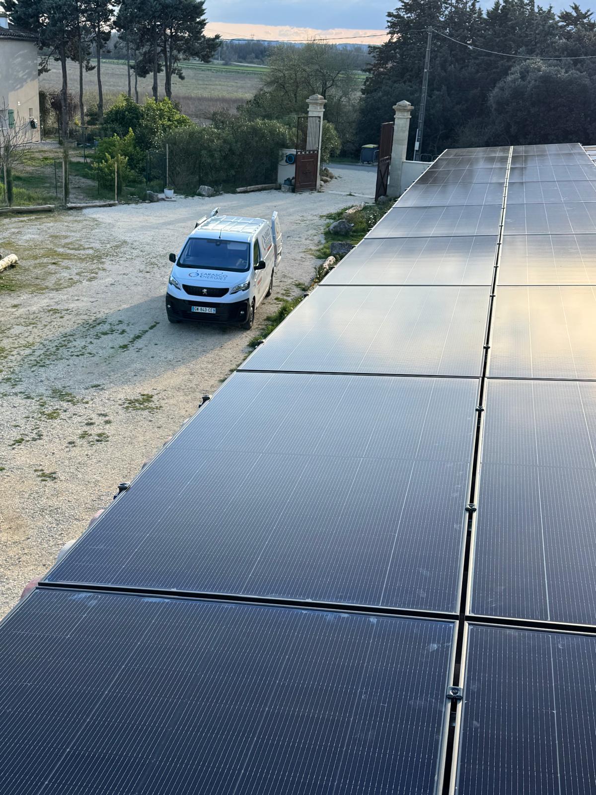 installation de 18 panneaux solaires